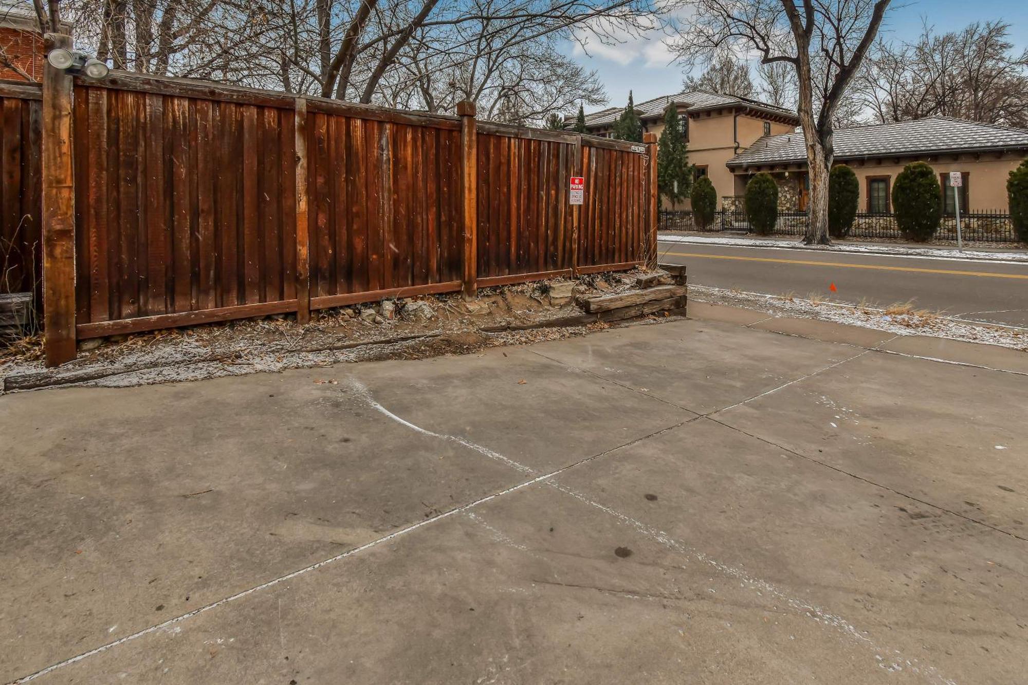 Wash Park Gem Large Lower Prime Location Apartment